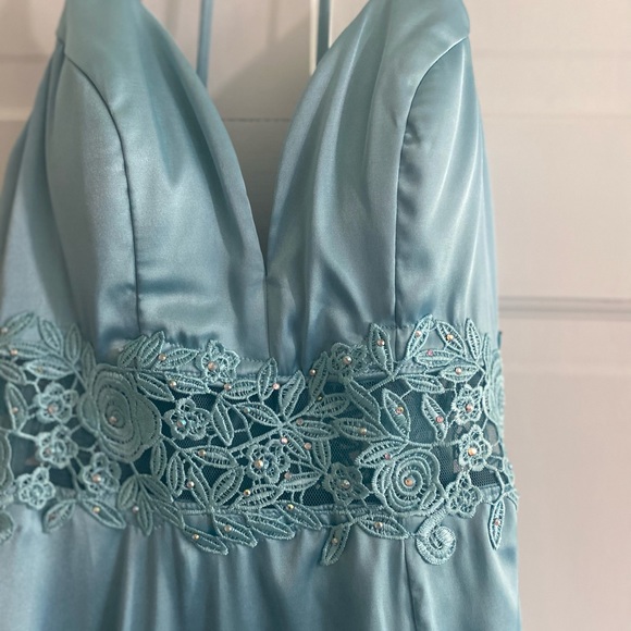 Beautiful brand new bridesmaid or prom dress. - Picture 8 of 8